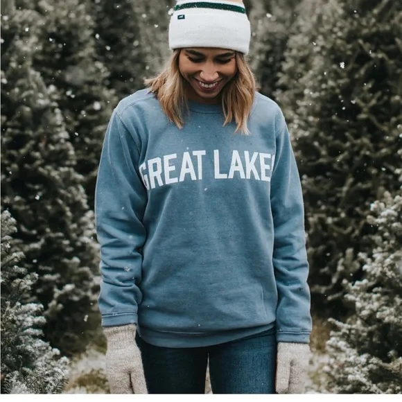 Great Lakes Collection weathered crew sweatshirt - Picture 1 of 8